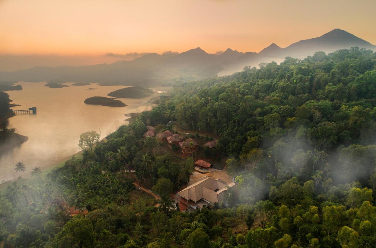 Terrace Resorts 瓦亚纳德 外观 照片